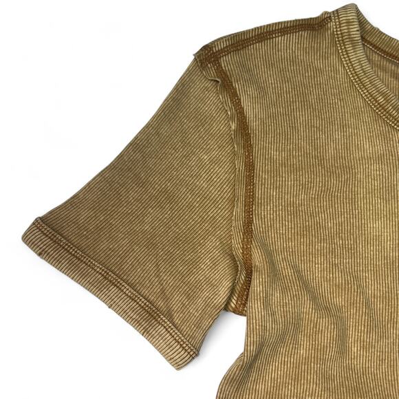 Zara Size Medium Tan Rib Knit Distressed Basic Fitted TShirt Top Cotton Stretch - Picture 4 of 10